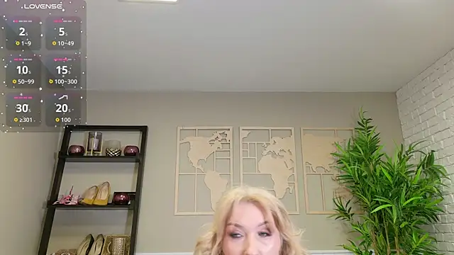 LadyLeea online show from 05-13-26, 05:03