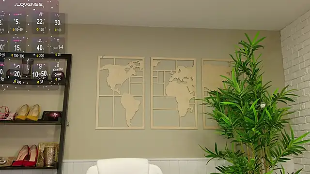 LadyLeea online show from 03-03-26, 05:25