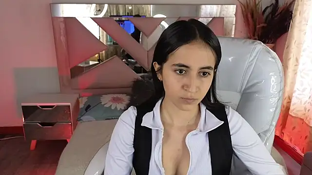 Mia Fischer online show from 02-05-26, 07:10