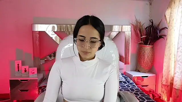 Mia Fischer online show from 03-08-26, 07:39