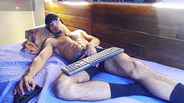 SonicJ25 online show from 11-28-25, 03:39