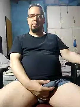 Snapshot of MrBig_2024 chatting on 02-04-25, 03:11 MrBig 2024 online show from 02-04-25, 03:11