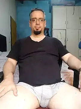 Snapshot of MrBig_2024 chatting on 02-01-25, 05:58 MrBig 2024 online show from 02-01-25, 05:58