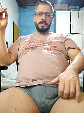 Snapshot of MrBig_2024 chatting on 09-24-25, 08:04 MrBig 2024 online show from 09-24-25, 08:04