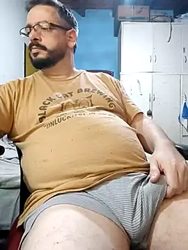 Snapshot of MrBig_2024 chatting on 09-30-25, 07:53 MrBig 2024 online show from 09-30-25, 07:53