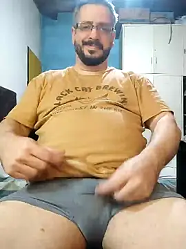 Snapshot of MrBig_2024 chatting on 10-04-25, 04:41 MrBig 2024 online show from 10-04-25, 04:41