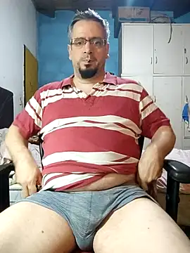Snapshot of MrBig_2024 chatting on 02-25-25, 08:42 MrBig 2024 online show from 02-25-25, 08:42