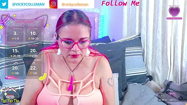 Snapshot of VickyColleman chatting on 10-23-25, 07:12 VickyColleman online show from 10-23-25, 07:12