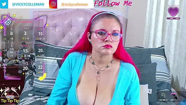 Snapshot of VickyColleman chatting on 09-29-25, 07:48 VickyColleman online show from 09-29-25, 07:48