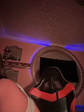 shanelle0 online show from 01-09-26, 09:16