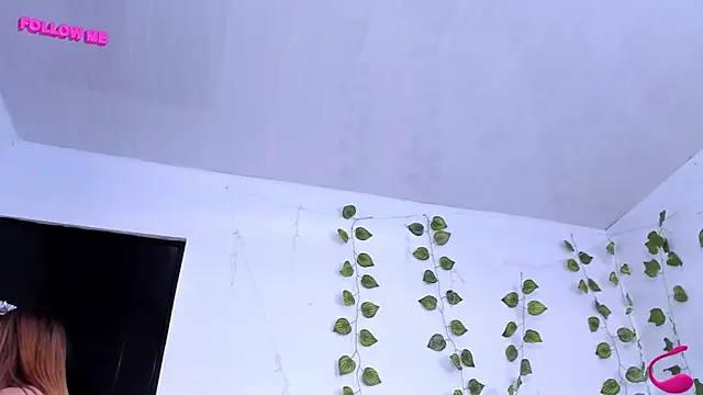 JanneKim online show from 06-11-26, 01:08