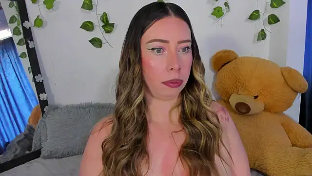 JanneKim online show from 11-25-25, 02:39