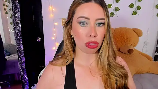 JanneKim online show from 04-12-26, 05:27