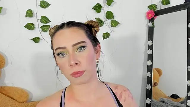 JanneKim online show from 10-02-25, 08:23