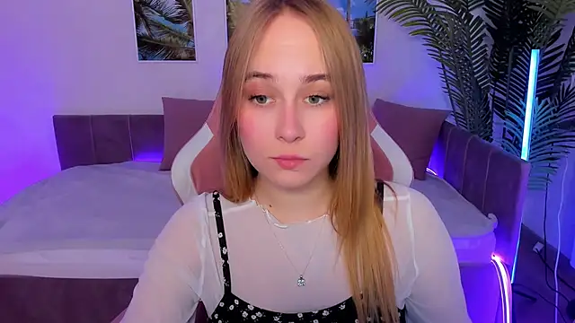 LianaBright online show from 03-06-25, 08:41