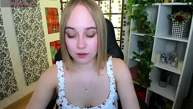 LianaBright online show from 03-11-25, 05:35