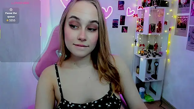 LianaBright online show from 02-07-26, 02:19