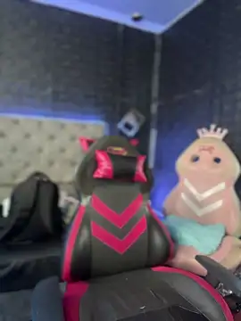 Paloma  LS online show from 04-23-26, 08:10