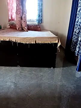 Snapshot of EeshaBhabi chatting on 11-19-25, 05:40 EeshaBhabi online show from 11-19-25, 05:40