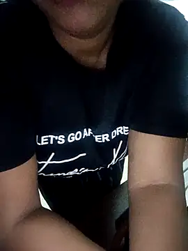 Snapshot of EeshaBhabi chatting on 03-02-26, 02:13 EeshaBhabi online show from 03-02-26, 02:13