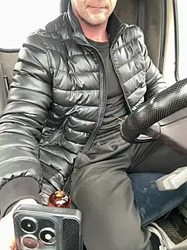 AlexGWoW online show from 03-12-25, 06:29