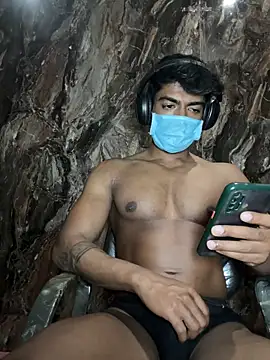 rony6663 online show from 12-19-25, 06:43