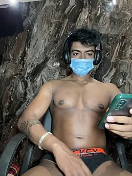 rony6663 online show from 10-29-25, 05:01