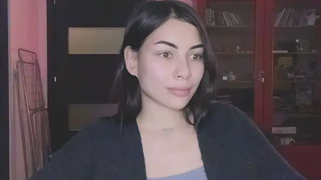 valorant girl online show from 02-25-25, 05:30