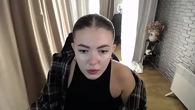 Snapshot of Ritaneer chatting on 09-13-25, 08:14 Ritaneer online show from 09-13-25, 08:14