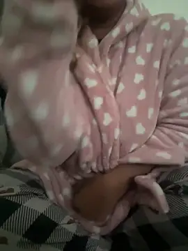 Snapshot of TEMPTING-TAMMY chatting on 10-29-25, 07:29 TEMPTING-TAMMY online show from 10-29-25, 07:29