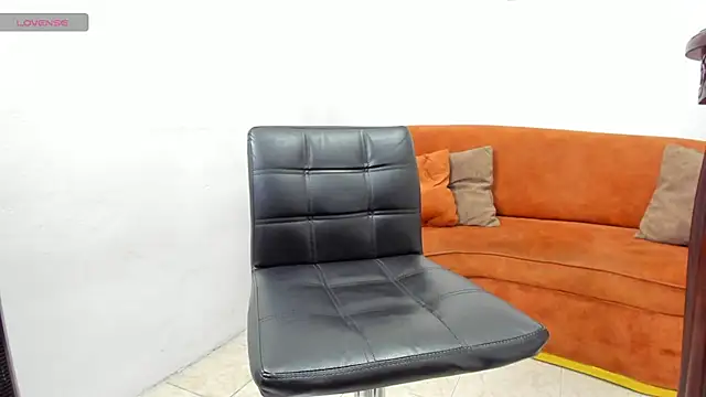 Liam Taylor18 online show from 01-11-25, 02:09