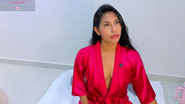 Anna risse online show from 04-14-26, 05:12