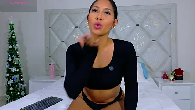 Anna risse online show from 12-05-25, 05:39