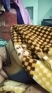 aadhini01 online show from 02-14-25, 12:19