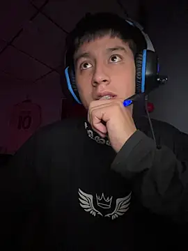 Stiven 017 online show from 01-11-26, 12:17