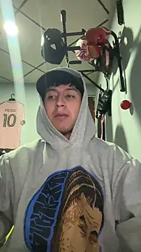 Snapshot of Stiven_017 chatting on 02-05-26, 02:07 Stiven 017 online show from 02-05-26, 02:07