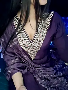 Snapshot of _sexy-baby chatting on 03-01-25, 05:27  sexy-baby online show from 03-01-25, 05:27