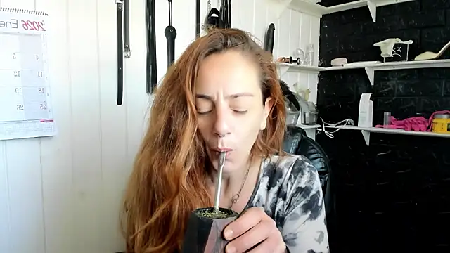 Snapshot of jessiburningheels chatting on 01-19-26, 10:19 jessiburningheels online show from 01-19-26, 10:19