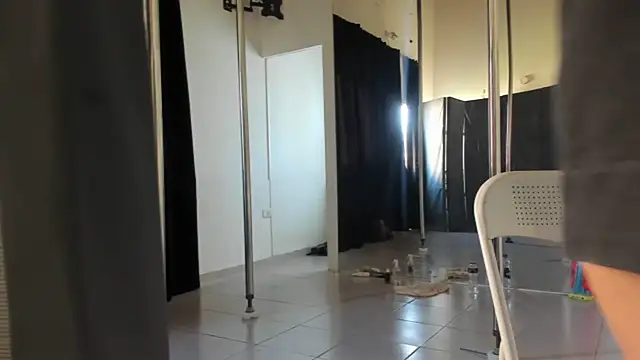 jessiburningheels online show from 11-23-25, 09:52