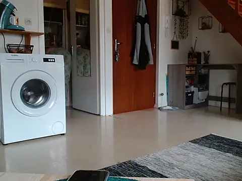 Snapshot of Lauzo21 chatting on 09-10-25, 06:34 Lauzo21 online show from 09-10-25, 06:34