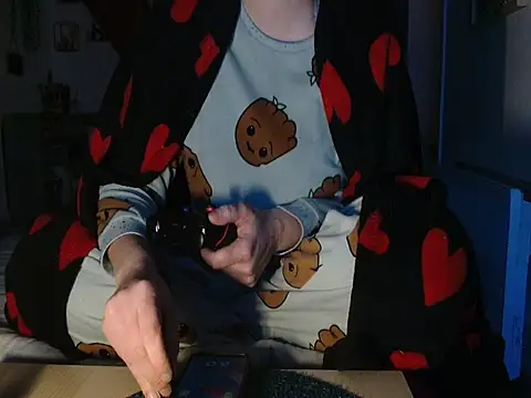 Lauzo21 online show from 01-19-26, 06:39