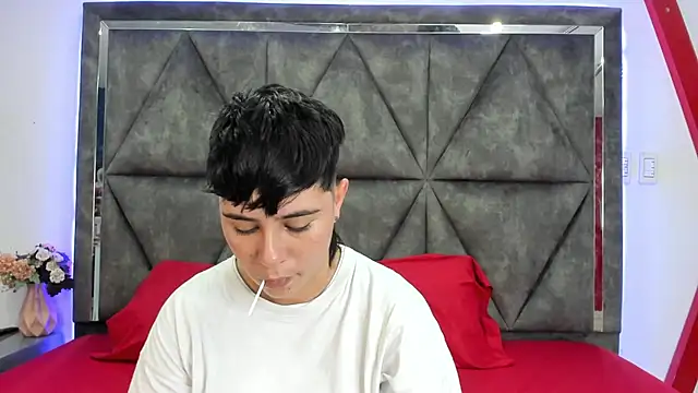 AbbySmiitth  online show from 04-13-26, 09:19