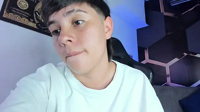 AbbySmiitth  online show from 10-08-25, 07:03