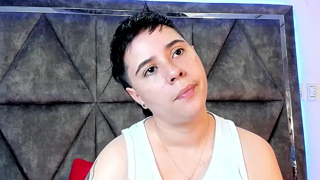 AbbySmiitth  online show from 07-27-26, 09:33