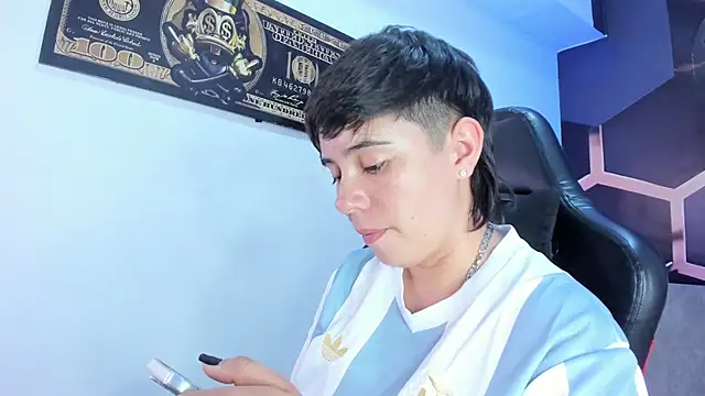 AbbySmiitth  online show from 09-17-25, 07:05