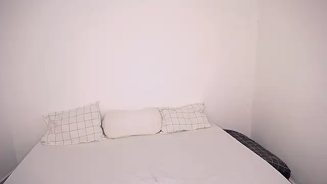 LizzyCox online show from 12-10-24, 03:20