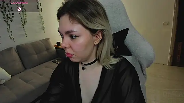 whoa-hoa-hoa-hoa-hoa online show from 02-13-26, 05:02