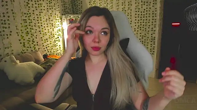 whoa-hoa-hoa-hoa-hoa online show from 02-22-26, 06:09