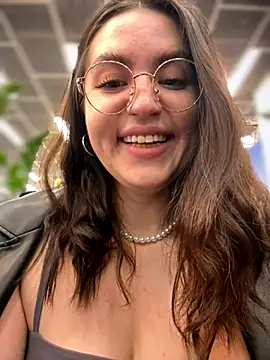 meow girl online show from 12-03-25, 07:30