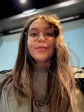 meow girl online show from 02-15-26, 11:09